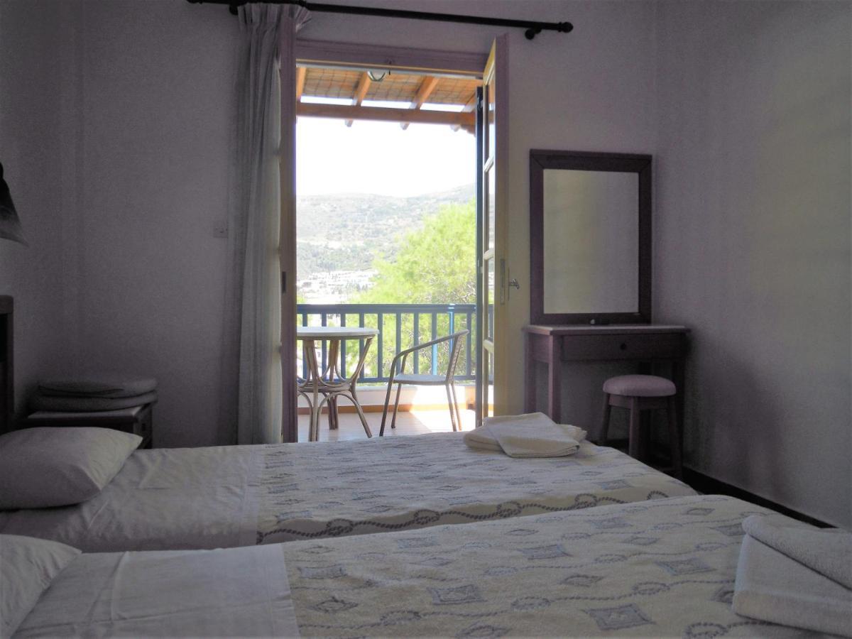 Cavo D'Oro Hotel Batsi  Ngoại thất bức ảnh